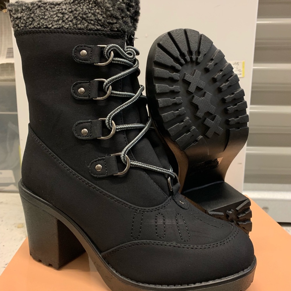 Black lace up boot